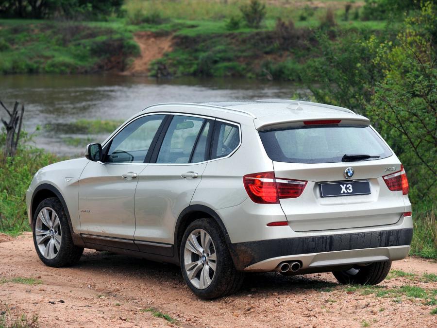  BMW X3 xDrive 3.5i 2010 года  (ZA) (фото 7 из 16)